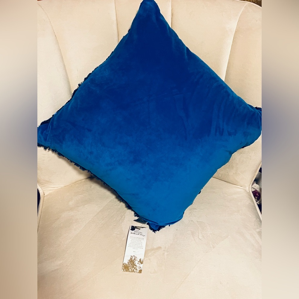 AVIVA STANOFF Blue Sequins - Picture 3 of 5
